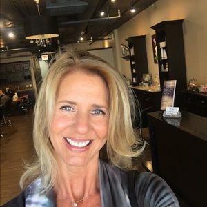 Meet your Posher, Cathy